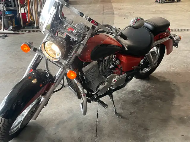 Honda 750 Shadow in Street, Cruisers & Choppers in Red Deer - Image 2
