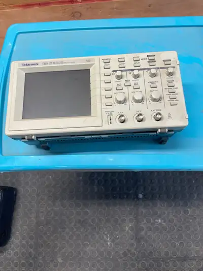 Tejtronix tds210 two channel osciloscope, View more