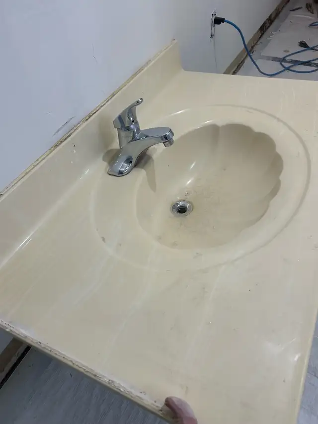 bathroom marble countertop  in Cabinets & Countertops in Edmonton - Image 4