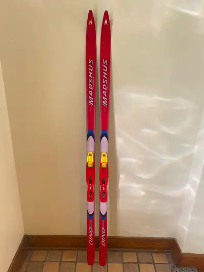 Madshus Cross Country Skis Wax Base160 cm Rottefella NNN Binding, View more