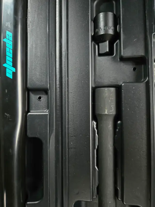 ¼" & ⅜" Torque Wrench Set in Hand Tools in City of Toronto - Image 11