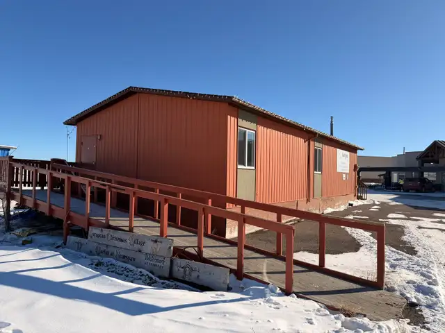 mobile home/classroom