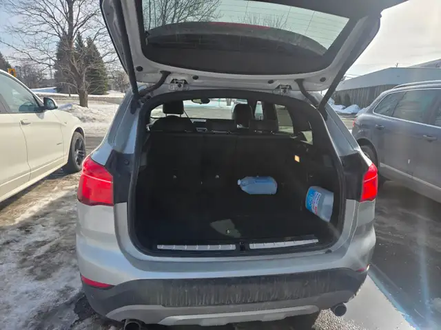 BMW X1 28i 2017529384609877207043