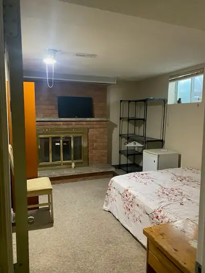 3 basement rooms for rent 2 bathrooms 1 Kitchen Parking available Please contact to view the rooms
