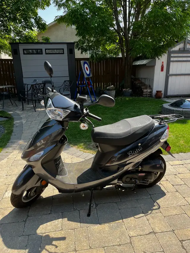 2023 Scootterre Bistro 50 in Scooters & Pocket Bikes in Winnipeg - Image 4