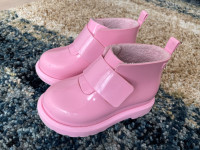 Mini Malissa Toddler boots size 8