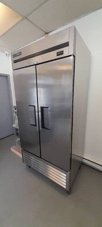 Commercial True Double Door Fridge Like New