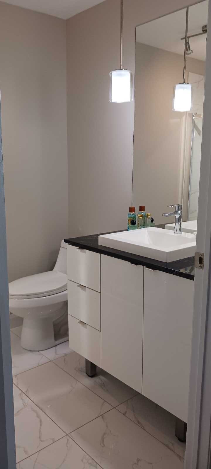 Ste-Foy studio lumineux avec vue exceptionnelle au 8e étage — photo 2
