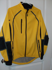 Men’s Spring Jacket Size Small – Athletic Outdoor Wear