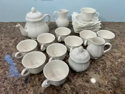 Villeroy & Boch Tea Set, View more