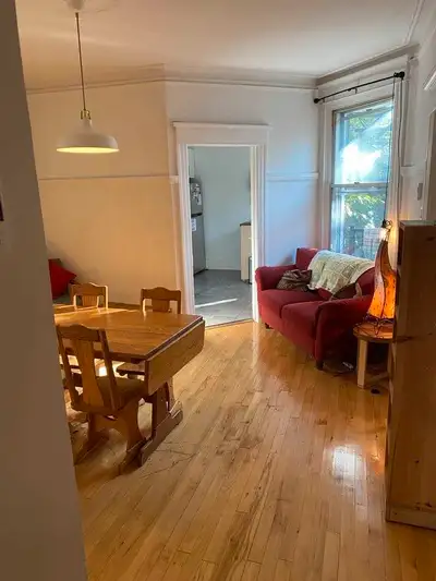 Appartement 7 1/2 sur la plateau Mont-Royal