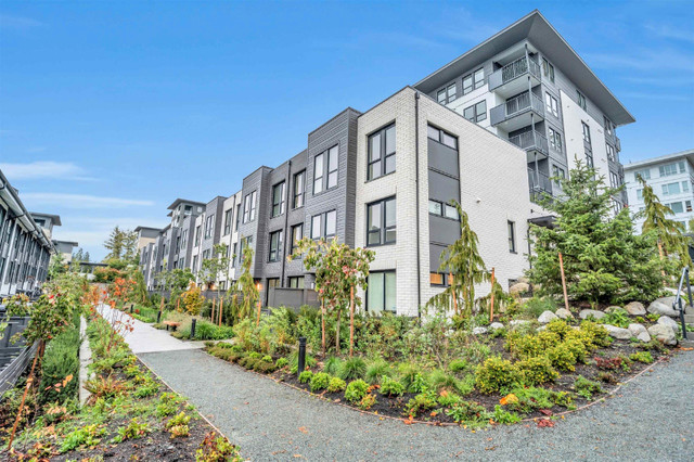 9278 Slopes Mews, Burnaby, BC V5A 0G1 in Long Term Rentals in Burnaby/New Westminster - Image 2