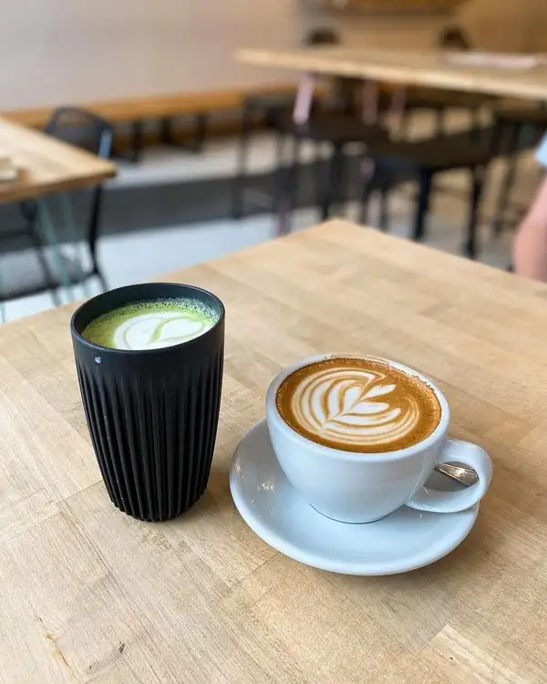 Looking for a Friend / amie64230815774081122