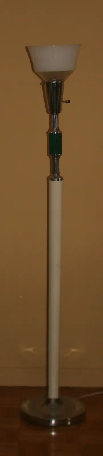 Vintage MCM Chrome and Wood Floor Lamp with Tulip Glass Shade in Indoor Lighting & Fans in City of Toronto - Image 3