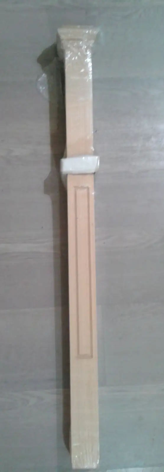 Colonial Oak Staircase Newel Post – 2.5" x 2.5" x 41.5" in Windows, Doors & Trim in Saint John - Image 7