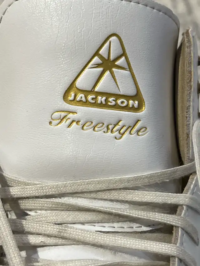 Jackson Freestyle Figure Skates size 3-1/2C in Skates & Blades in Ottawa - Image 7