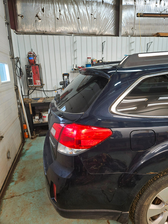 2012 subaru outback for sale by owner in Cars & Trucks in Edmonton - Image 3