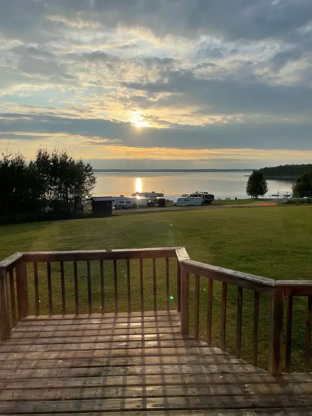 Searching for friends64186411327747120