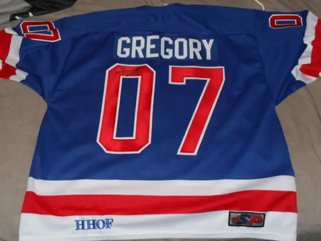 Hockey Signed Jersey or Leafs Game Used Stick + BOBBLEHEAD in Arts & Collectibles in City of Toronto - Image 6
