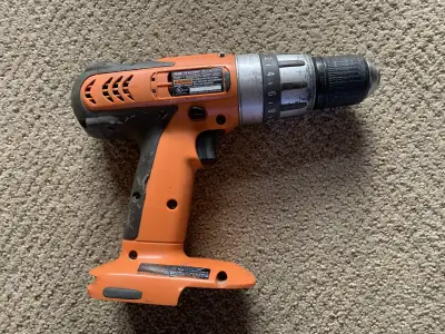 Ridgid R84001 Cordless / 18 Volt Drill, View more