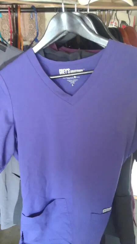 Gently Used Scrubs in Women's - Other in Calgary - Image 7