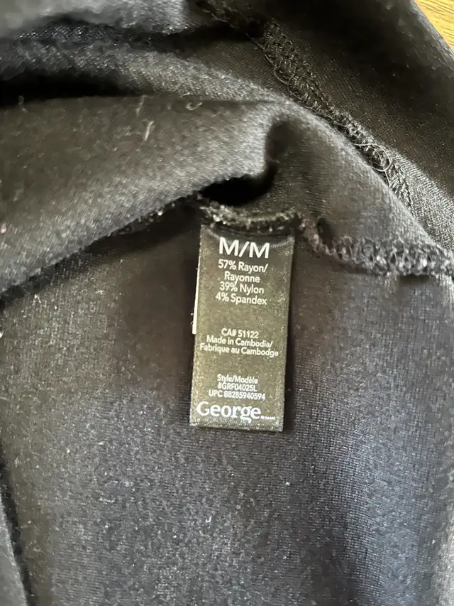 George women’s medium black dress, cap sleeves, stretchy in Women's - Dresses & Skirts in Oshawa / Durham Region - Image 9