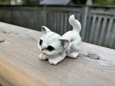 White/grey Ceramic Tabby Figurine - Japan, View more