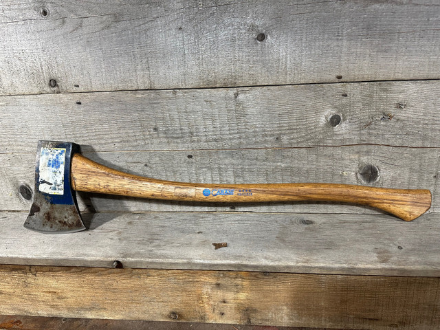 ….. Axes ….. in Fishing, Camping & Outdoors in Fredericton - Image 3