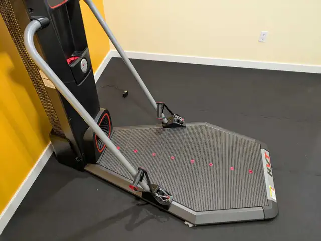 Bowflex HVT in Exercise Equipment in Edmonton - Image 8