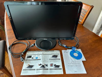 Dell 22" Flat Panel Monitor (S2209W)
