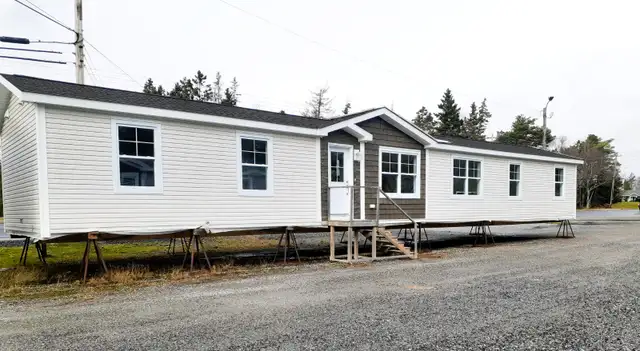 New 3 bedroom Supreme Homes on sale! $239-265k! All in.