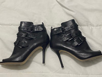 Michael Kors women's black shoes Size 7.5