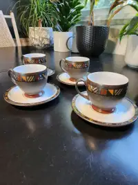 Teacup and Saucers 
Set of 4