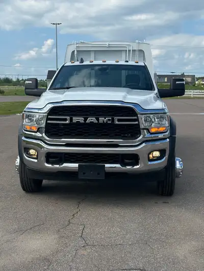 Brand New Ram 5500 HD with Cummins engine, automatic transmission, 4x4 chassis, comes with 8 yard hi...