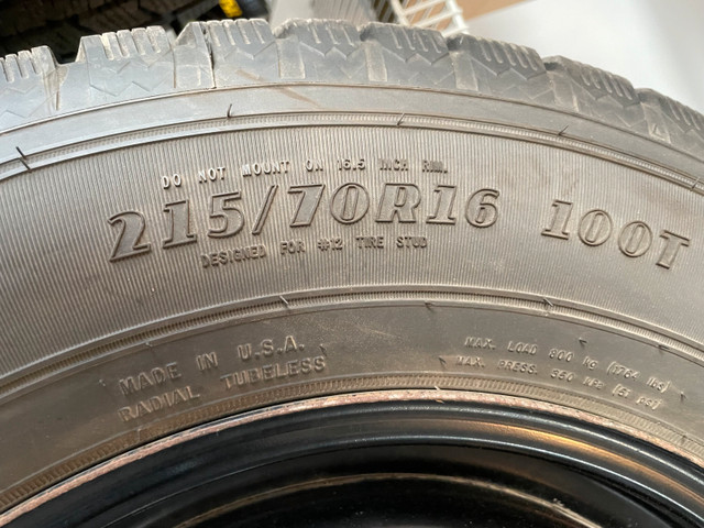 4x pneus d’hiver Goodyear 215/70/16 + rims 5x105 (GM)  dans Pneus et jantes  à Laval/Rive Nord - Image 4