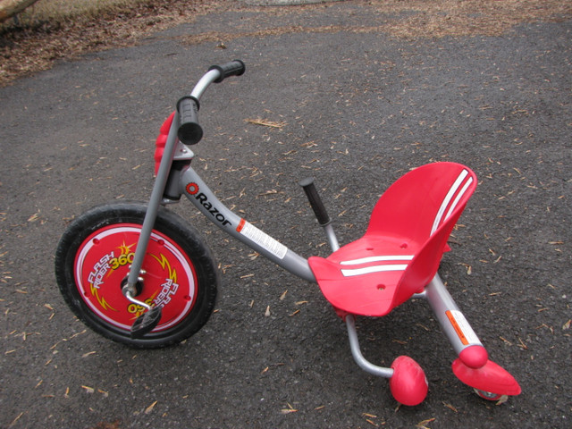 Tricycle Flash Rider 360 Razor dans Enfants  à Lanaudière - Image 2