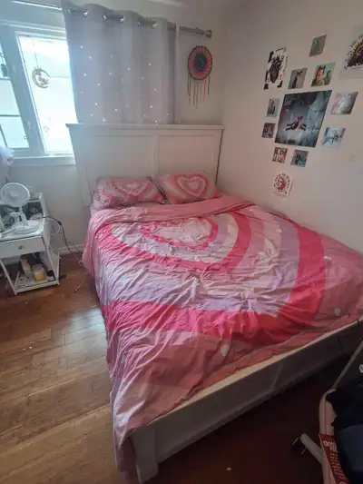 Queen bed and boxspring, View more