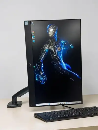 Only 1 Dell OptiPlex 7470 AIO PC With Camera / Speaker, View more