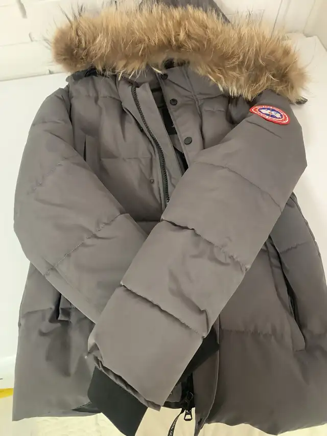 Canada goose jacket brand new  in Men's in City of Toronto - Image 2