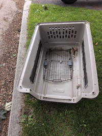 Free dog crate 