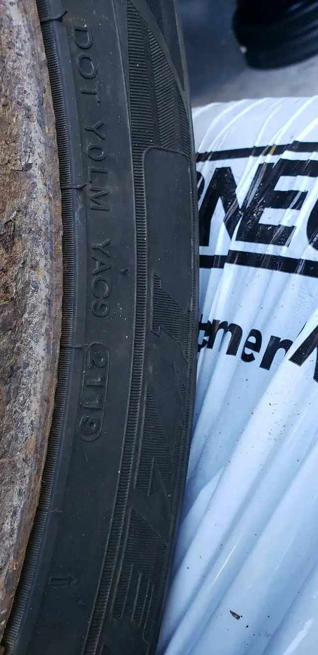 Kumho Winter Tires and Rims in Tires & Rims in Cambridge - Image 5