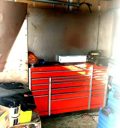 Snap On triple bank tool box set on custom platform, View more
