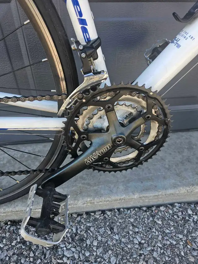 Miele Uno Road Bike  in Road in City of Toronto - Image 3