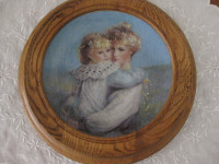 VINTAGE 1989 FRAMED COLLECTOR PLATE MOTHER AND CHILD -  DAUGHTER