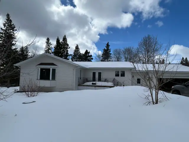 Farm house for sale in Houses for Sale in Nipawin - Image 3