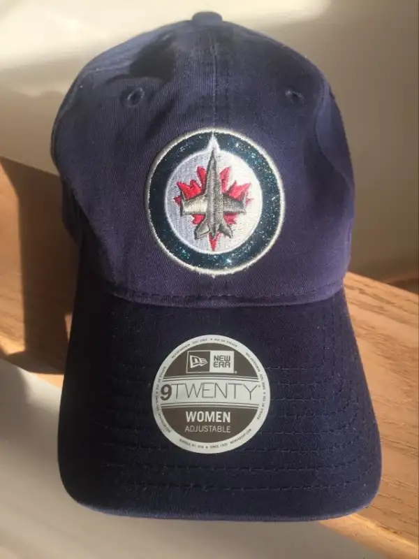 WOMEN'S WINNIPEG JETS FITTED HAT/CAP - BRAND NEW62863257190659122
