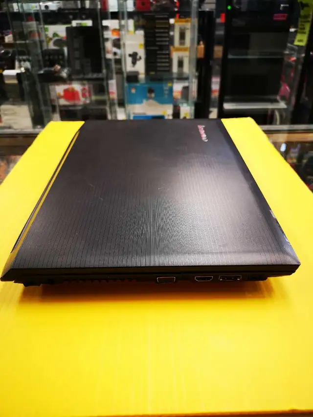 Mini Portable laptop Lenovo in Laptops in City of Montréal - Image 4