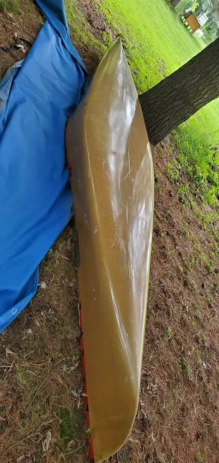 Canot 16' en kevlar. in Canoes, Kayaks & Paddles in Gatineau - Image 4
