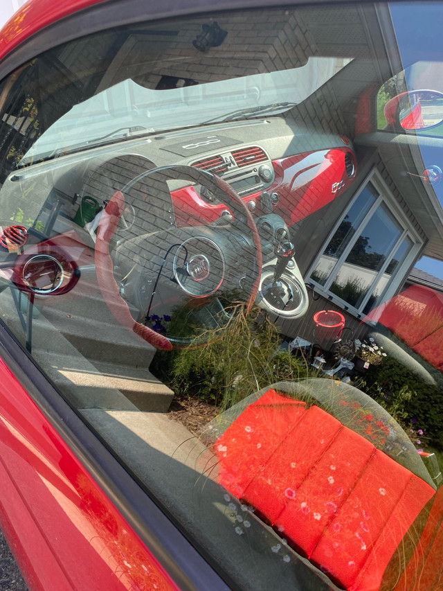 2010 fiat 500 in Cars & Trucks in Stratford - Image 2