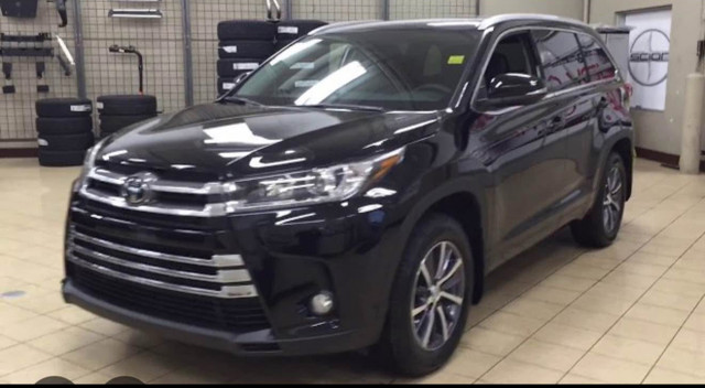 Highlander 2018 for sell in Cars & Trucks in Calgary